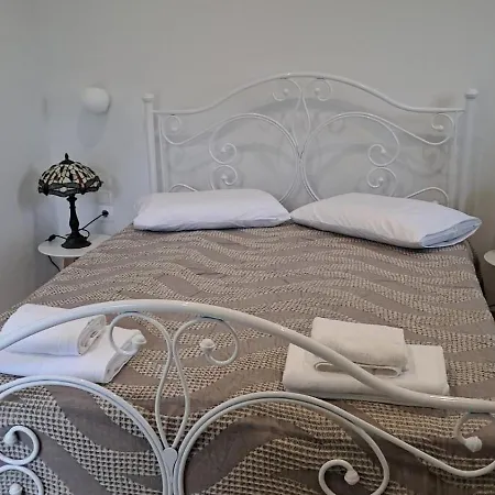 Апартаменты Arkesini Apartments