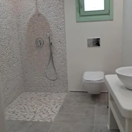 Arkesini Apartments * Arkesini