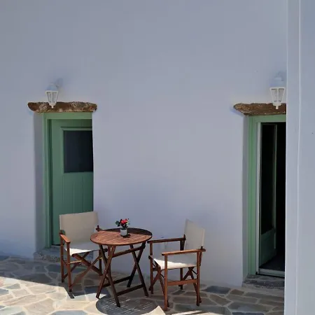 Arkesini Apartments