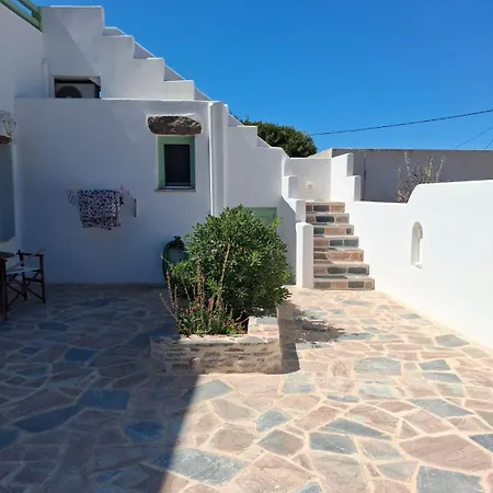 Arkesini Apartments *