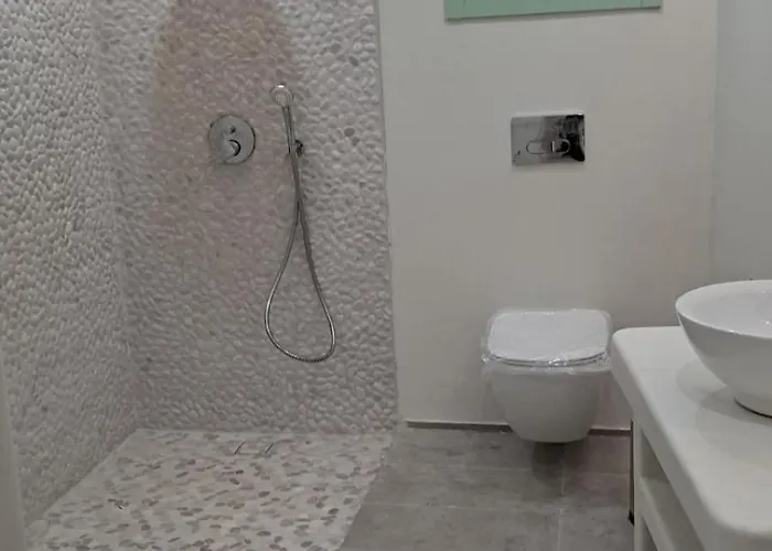 Arkesini Apartments * Arkesini